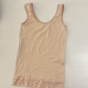 Marilyn Monroe Intimates tank top under shirt. Size L